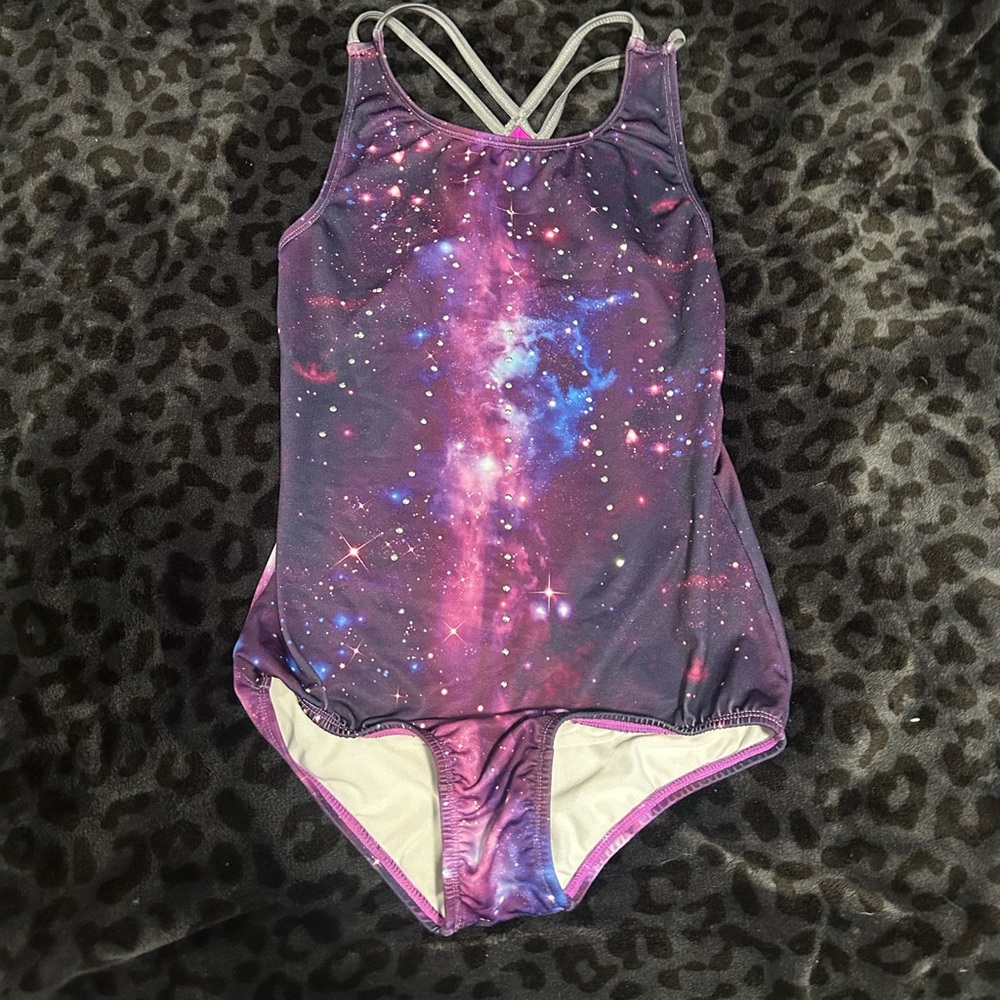 Girls 1 pc swimsuit